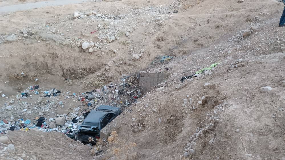 جاده پر پیچ و خم دهدشت - قلعه رئیسی حادثه آفرید 