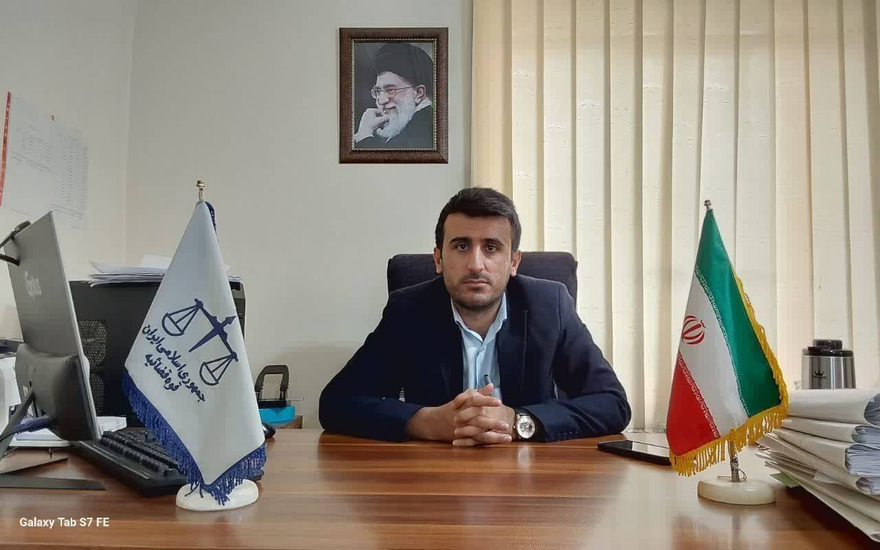 پرداخت ۳۰۰ میلیارد ریال از مطالبات پرونده کثیرالشاکی در لنده پرداخت ۳۰۰ میلیارد ریال از مطالبات پرونده کثیرالشاکی در لنده