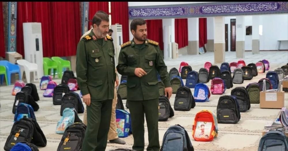 توزیع ۲ هزار بسته نوشت افزار بین دانش آموزان نیازمند