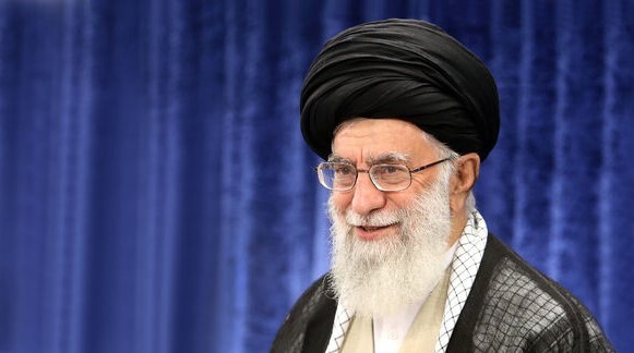  موافقت رهبر انقلاب با عفو جمعی از محکومان
