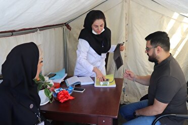 برپایی چادر سلامت به مناسبت هفته سلامت برپایی چادر سلامت به مناسبت هفته سلامت