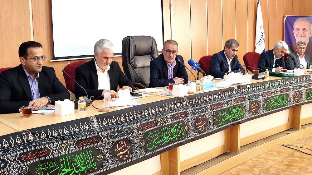 قول مساعد بخش خصوصی برای جمع آوری مدارس ناایمن در استان