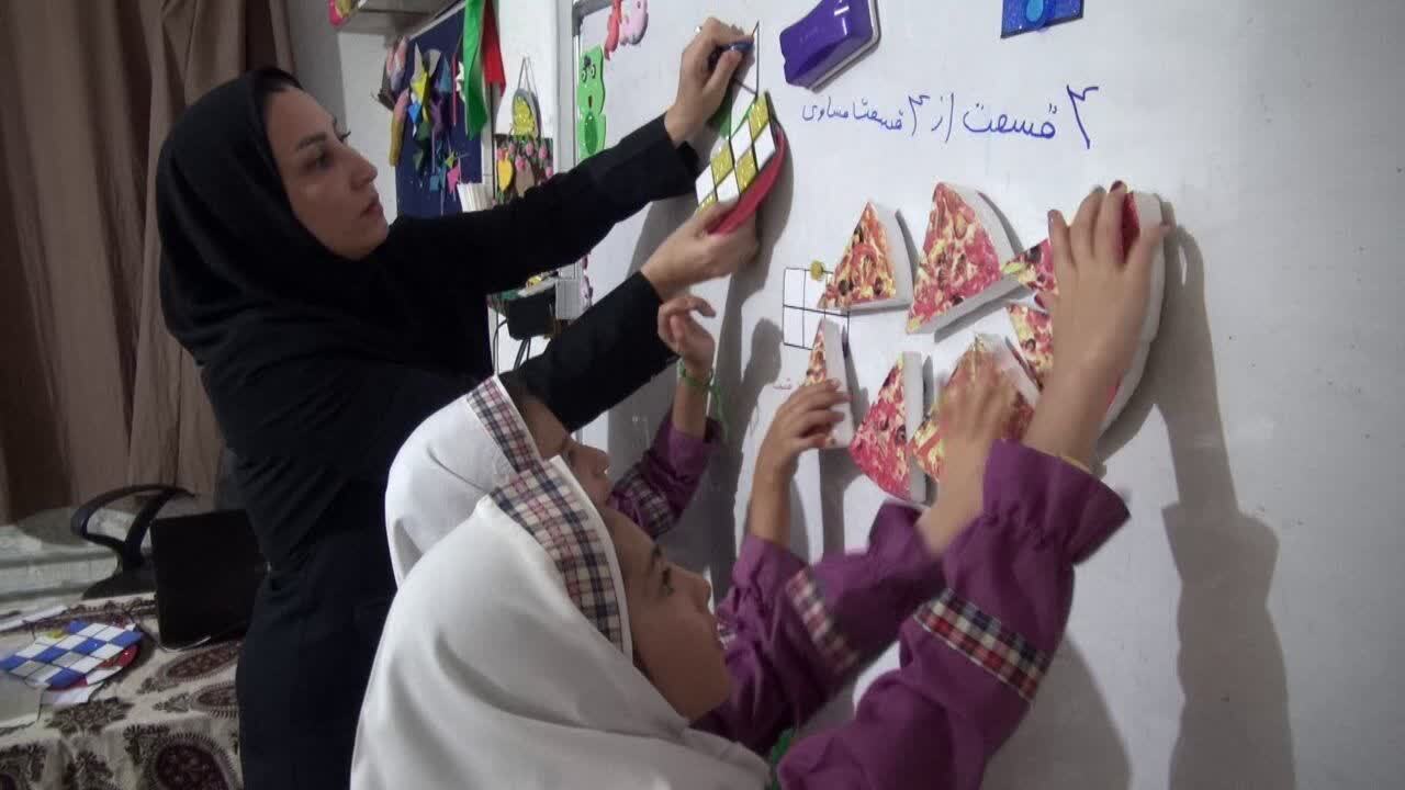 معلم کهگیلویه و بویراحمدی نمونه کشوری جشنواره اصلاح روش تدریس