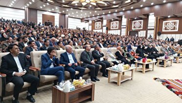 خیران مدرسه‌ساز  معماران آینده کشور هستند