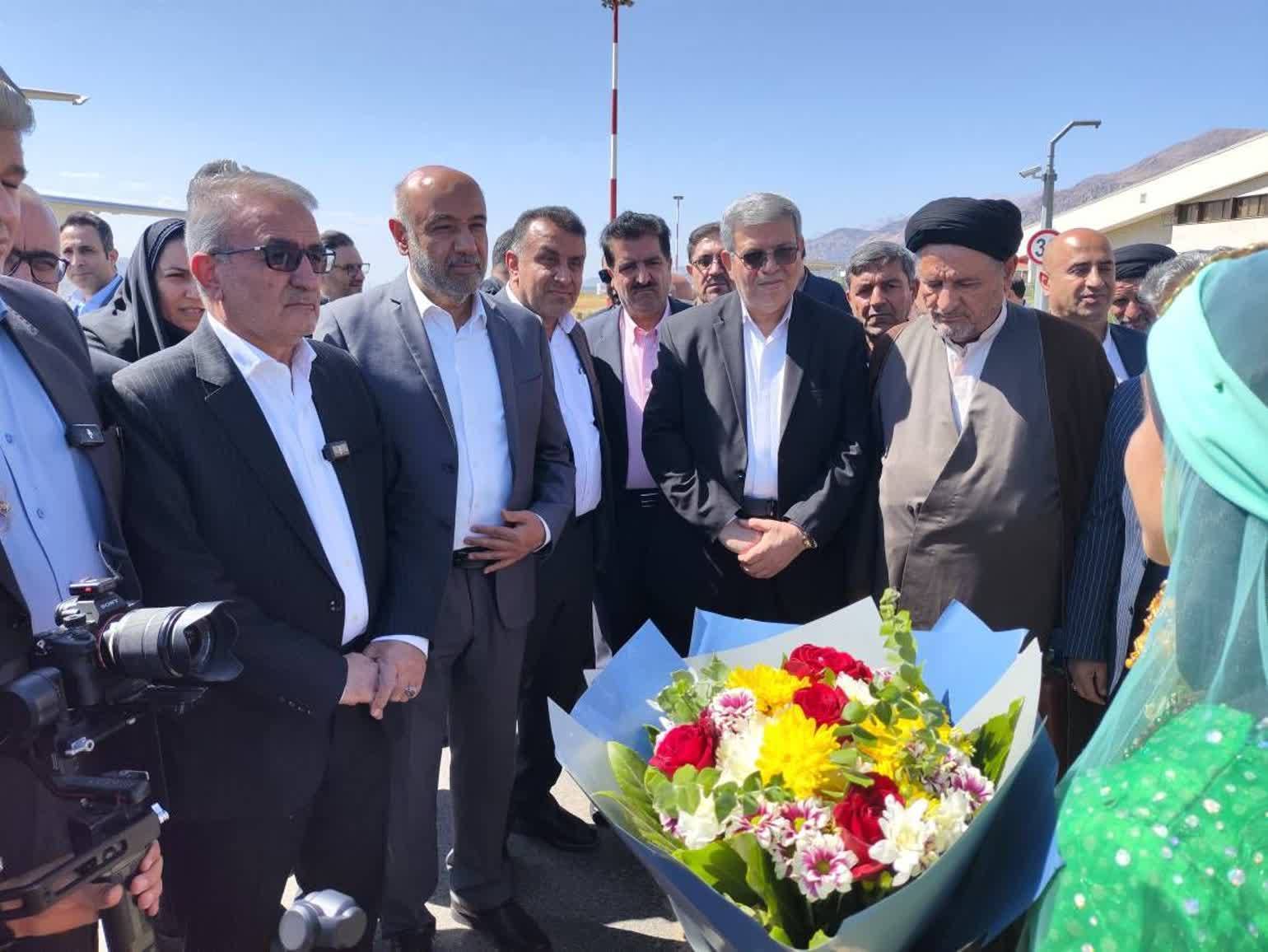 ورود وزیر تعاون، کار و رفاه اجتماعی به یاسوج