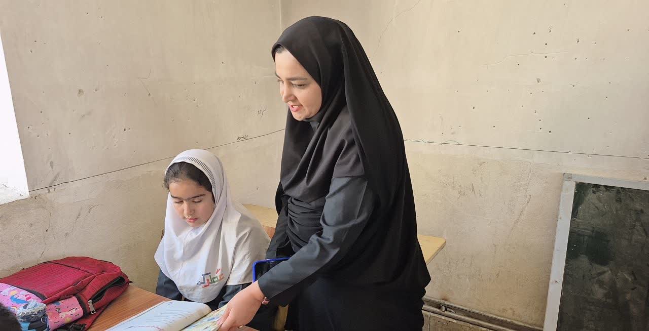 بازدید معاون آموزش ابتدایی آموزش و پرورش شهرستان بویراحمد از مدارس فیروزآباد و کالوس