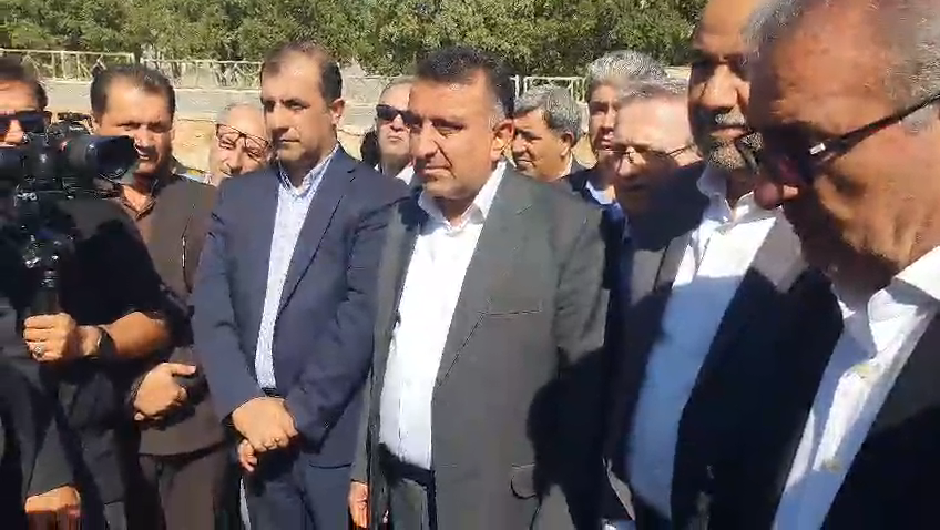 بهره برداری از سالن وززشی کارگران سی سخت با حضور وزیر تعاون