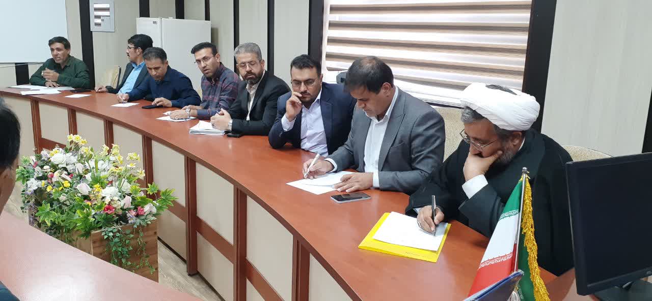 در راستای برنامه‌ریزی جامع برای آغاز سال تحصیلی جدید/ برگزاری نشست راهبردی شورای معاونین آموزش و پرورش بویراحمد 
