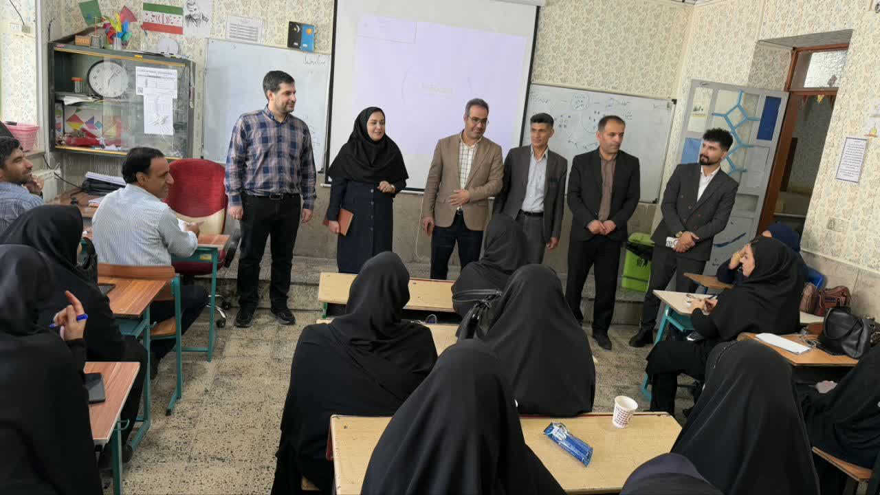از برنامه‌ریزی تا اجرا؛ موفقیتِ چشمگیر معاونت آموزش ابتدایی بویراحمد در برگزاری کارگاه‌های تخصصی